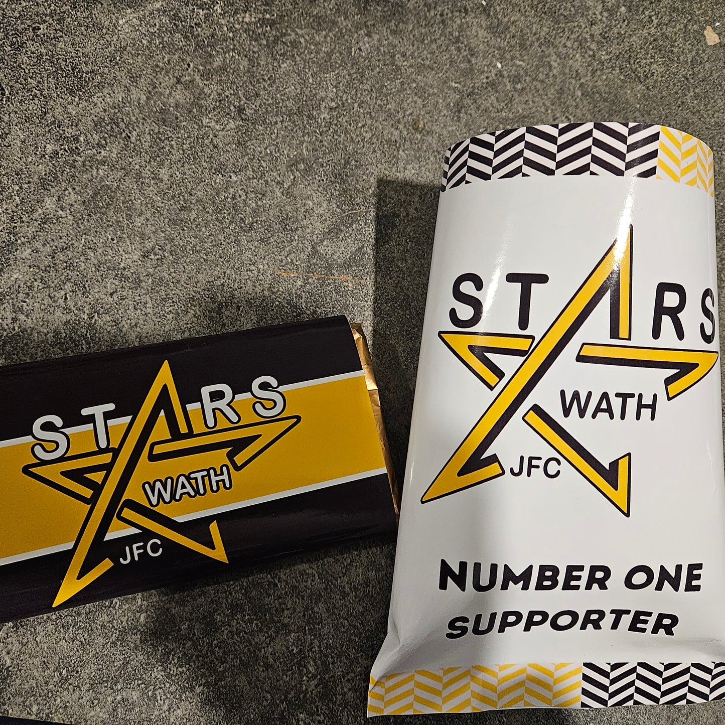 MADE TO ORDER - Personalised custom pouch for football team/club or other birthday surprise gift and favors